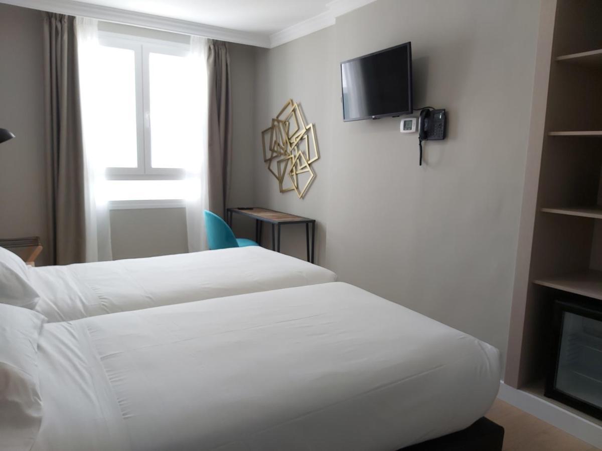 Micampus Burgos Centro Student Residence Kültér fotó